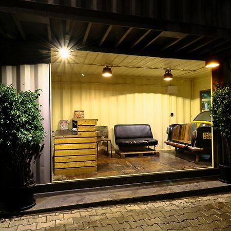 Beach Box Hotel Baga Gosavvy Collection Esterno foto